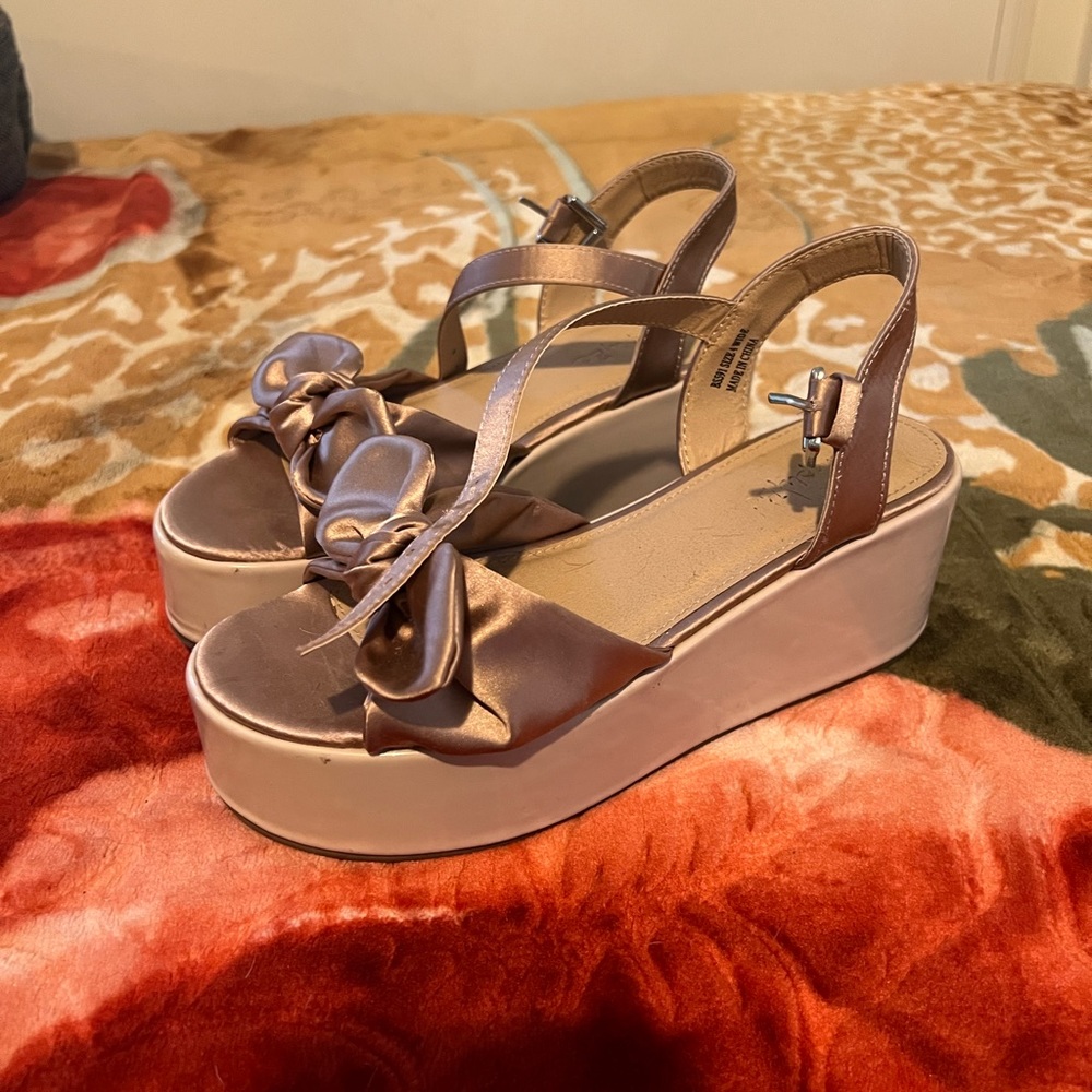 Rose Pink Wedges